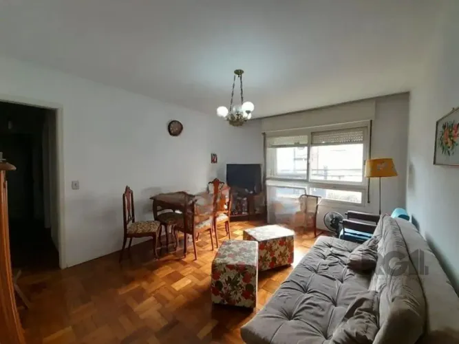 Apartamento para Alugar no Bairro Floresta com 85m² e 2 dormitórios/quartos