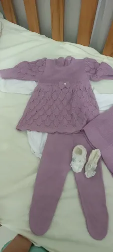 Saida de maternidade lilás 