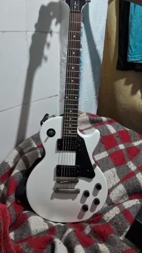 Guitarra Epiphone Les Paul Edição Limited Custom