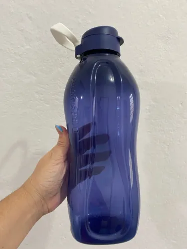 Garrafa 2 litros tupperware 