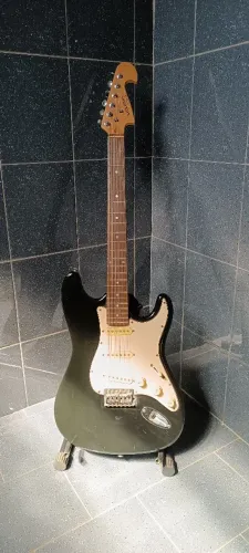 Guitarra Memphis by Tagima - MG30