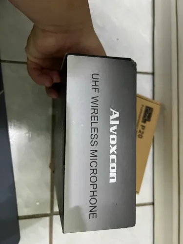 Alvox/lapel microphone