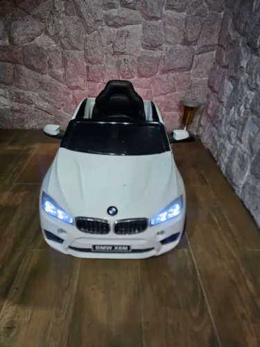 Carrinho BMW X6M Infantil