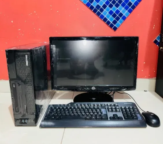 Computador Completo i3 7ª geração, memoria 8gb, ssd 120gb, monitor de 20, wifi, 
