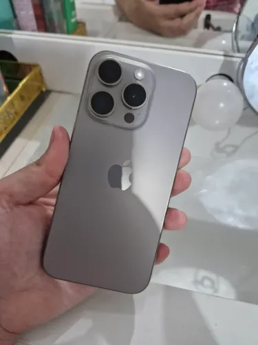 Iphone 15 Pro Titânio natural - 256gb