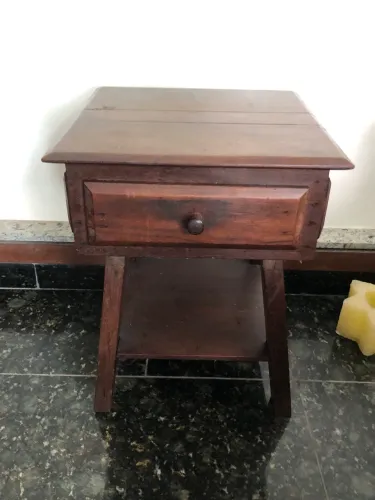 Criado mudo