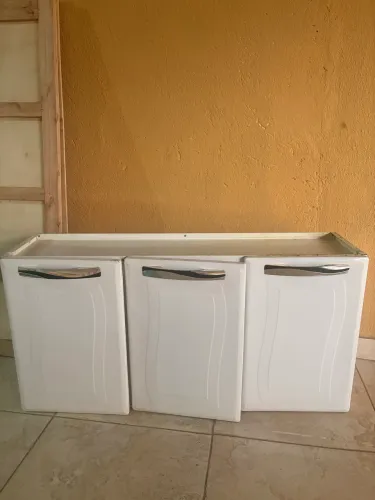 Armário de parede