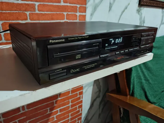 Toca CD Panasonic impecável leitor magnético.