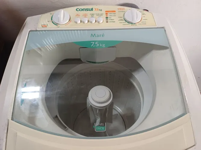 Máquina de lavar e centrifugar