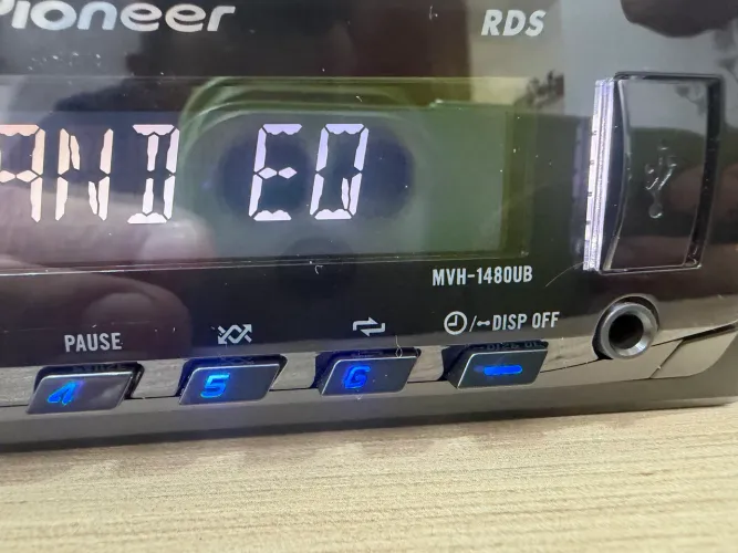 Rádio Pioneer MVH-1480UB - Novo