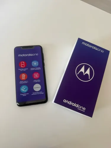 Motorola One 