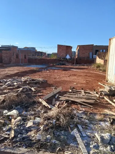 VENDE-SE UM ÁGIO DE UM LOTE EM SENADOR CANEDO