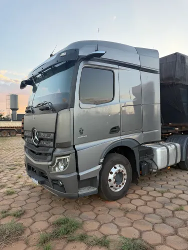 Mercedes 2651 muito conservado!