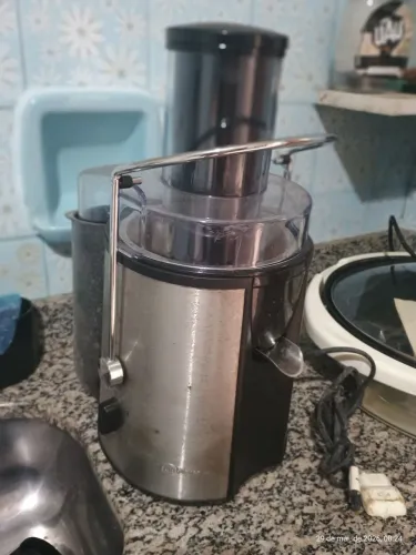 Centrífuga de frutas e vegetais da marca fun kitchen