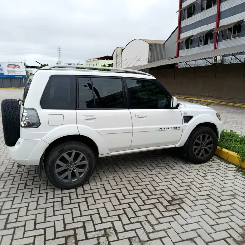 Mitsubishi Pajero TR4 2.0 Flex 16V 4X2 Mec. 2014