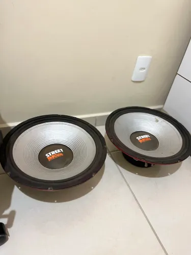 Vendo auto falante de 15
