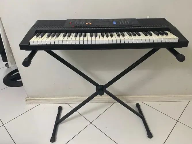Teclado Musical Spring Tc-261 Tipo Yamaha + capa transporte + suporte regulável