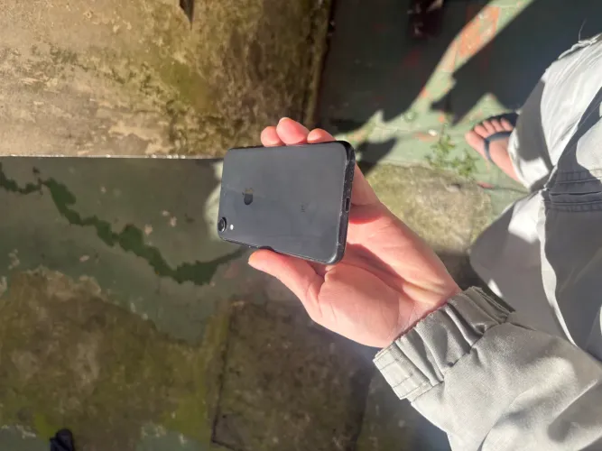iPhone XR 64gb NADA TROCADO! Todo original