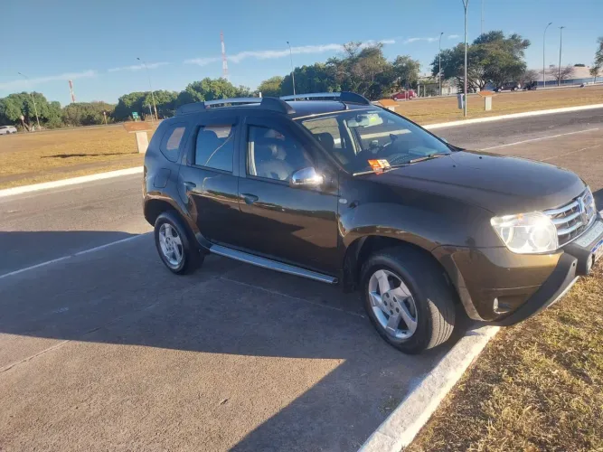 Renault Duster Dynamique 2.0 Hi-flex 16V Aut. 2012