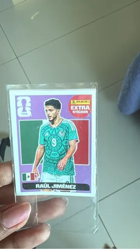 FIGURINHA LEGEND ROXA COPA 2026