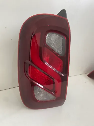 Lanterna Traseira Renault Duster 2015 16 17 18 19 Lado Esquerdo Original 