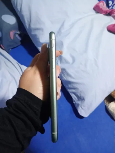 iPhone 11 seminovo