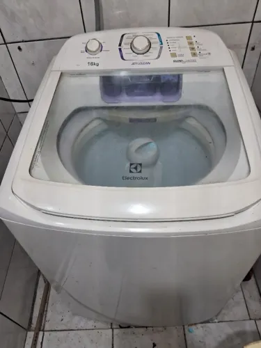 Máquina de lavar roupas