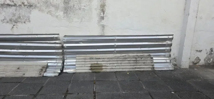 Telhas de alumínio