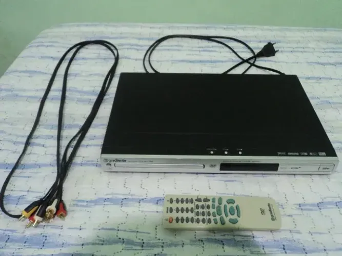 Dvd Player D-681 Gradiente (Leia a Descrição)