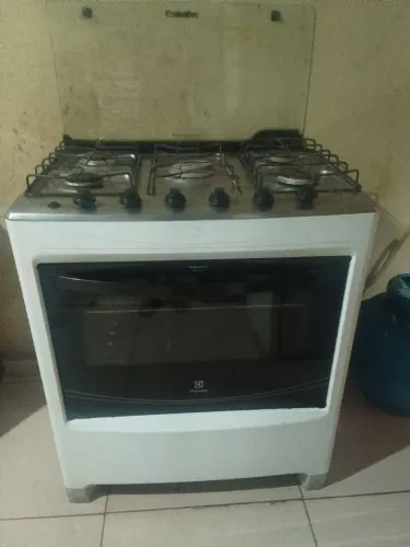 Vendo fogão 5 bocas automático electrolux 