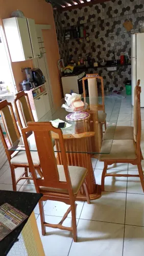 Mesa de vidro 6 cadeiras