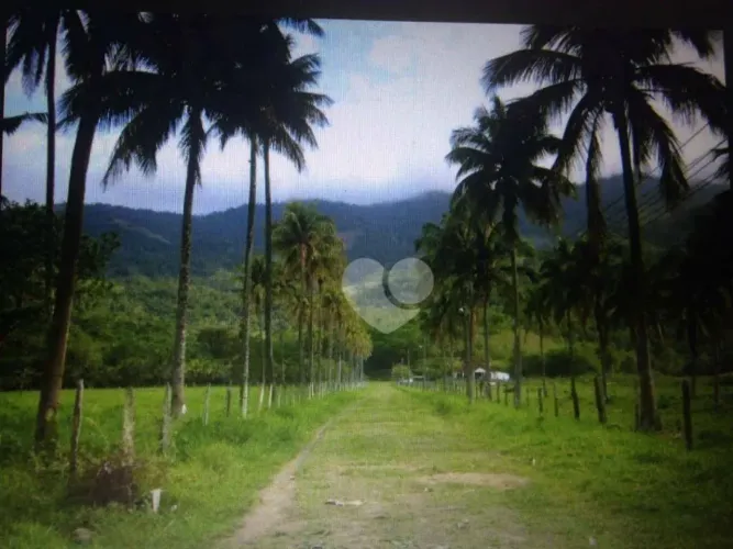 Fazenda com 5 quartos à venda, 841000 m² por R$ 4.500.000 - Mazomba - Itaguaí/RJ