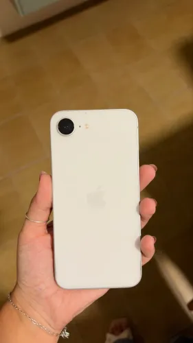 IPHONE 16e 256gb