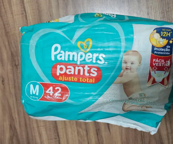 Fraldas pampers 42 m ajuste total