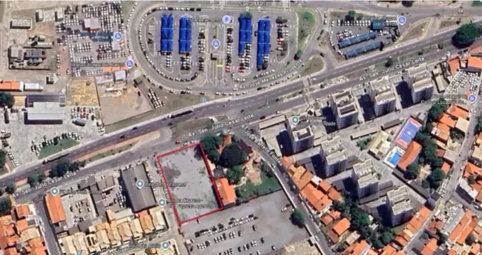 Terreno de esquina para Aluguel em frente ao Aeroporto com 2330m²