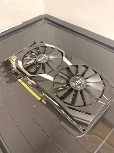Duas placas ASUS AREZ DUAL RADEON RX 580 8GB / Sapphire 570 4GB - COM DEFEITO / PEÇAS