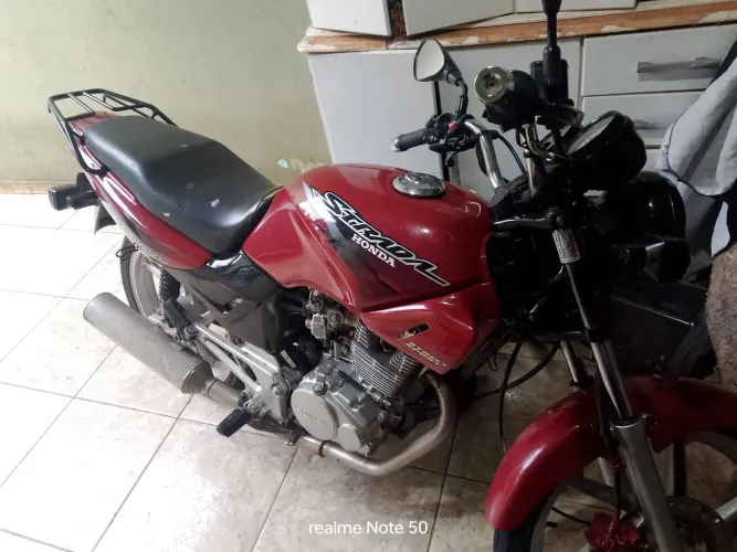 ta com uma moto mas é de transferência q já passou do dia mas pago quando vender