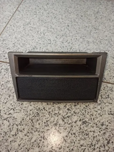 Moldura original cinza GM Montana 1 geração 2003/2012