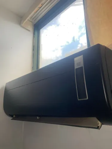 AR CONDICIONADO 12.000 BTUS
