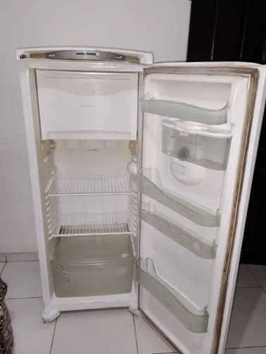 Geladeira Consul 