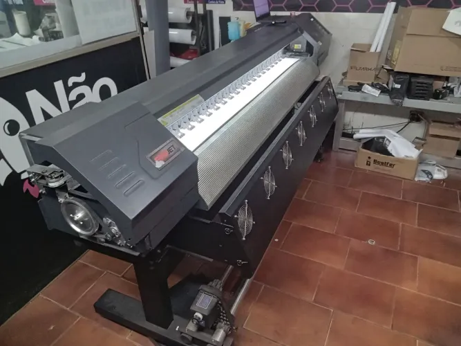 Vendo URGENTE Plotter para impressão de LONAS e ADESIVOS VINIL