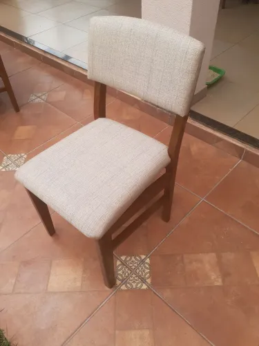 Jogo de cadeiras