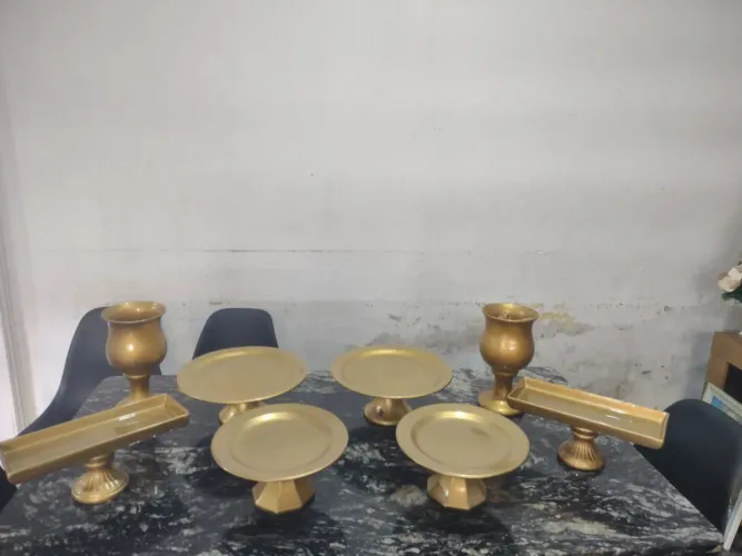 Conjunto de vasos para decoração de festas