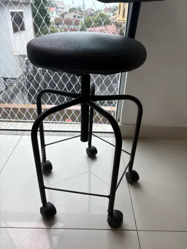 Vendo cadeira mocho