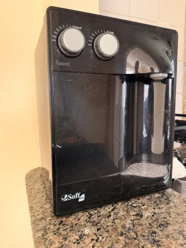 SOFT EVEREST STAR COR PRETO - 2 LITROS - COMPRESSOR 100W - PURIFICADOR DE ÁGUA GELADA