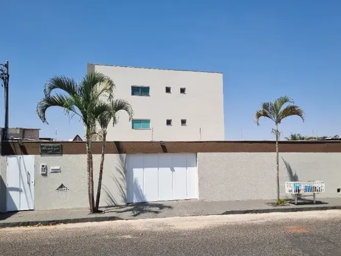 Apartamento Moderno e Bem Localizado no Presidente Roosevelt (2 quartos) - Uberlândia-MG