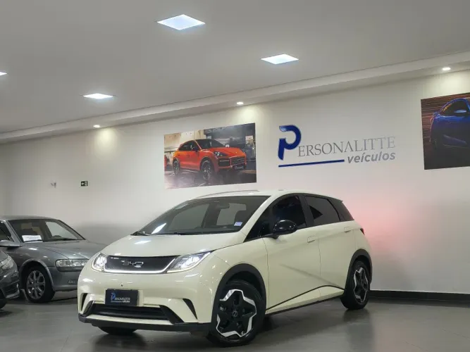 BYD Dolphin EV (Elétrico) 2024