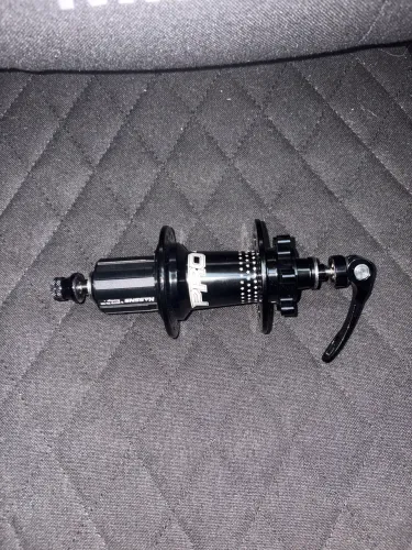 Cubo Pro7 Preto 32h