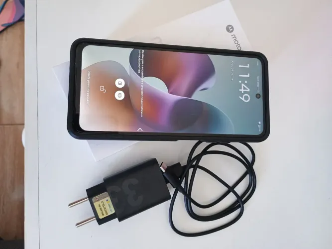 Vendo moto g56 novo sem uso Completo na caixa