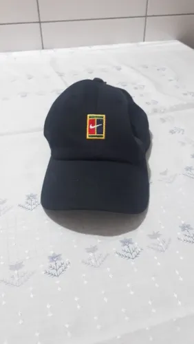 Boné Nike Court preto 